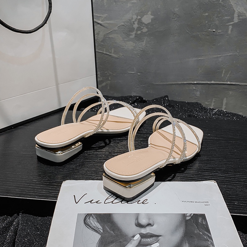 Sandal Đế Thấp Mũi Vuông Thiết Kế Mới Có Size Lớn Từ 41-43 Thời Trang Dành Cho Nữ