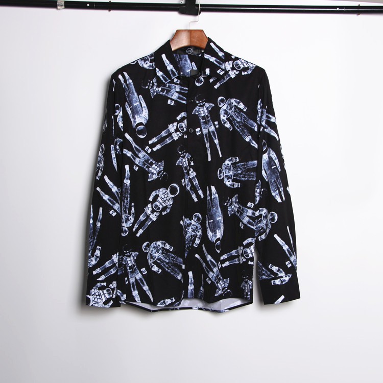 Áo sơ mi đen giống GDRAGON họa tiết phi hành gia mùa xuân thu