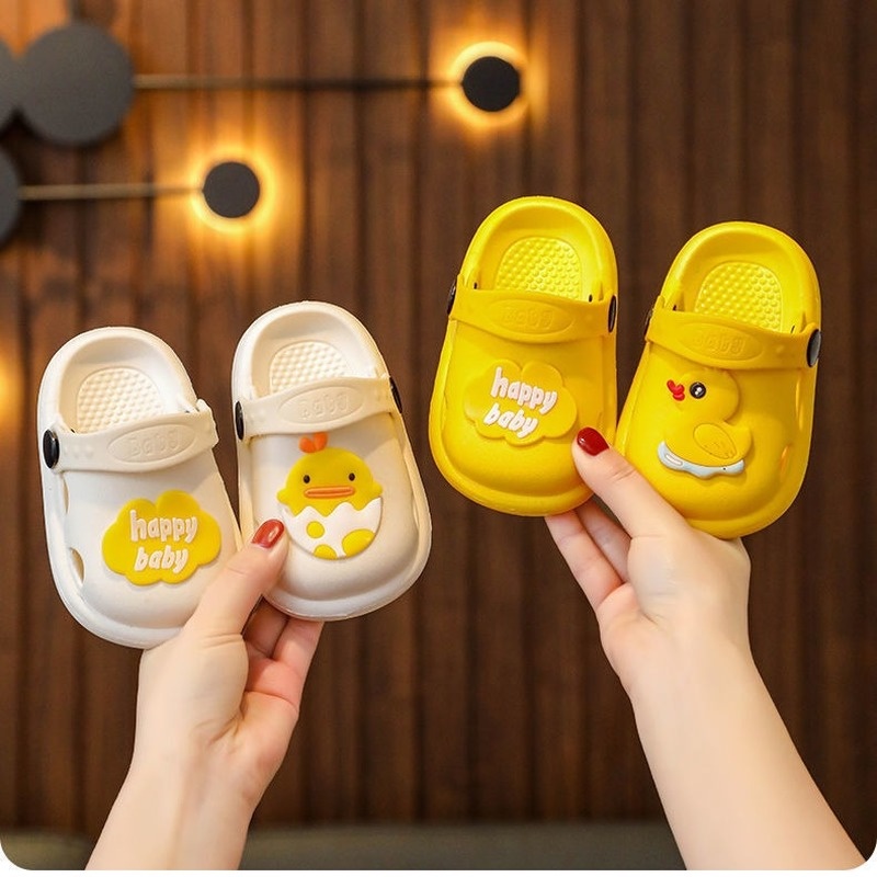 Dép đi trong nhà đế mềm chống trượt kiểu hoạt hình đáng yêu cho bé
