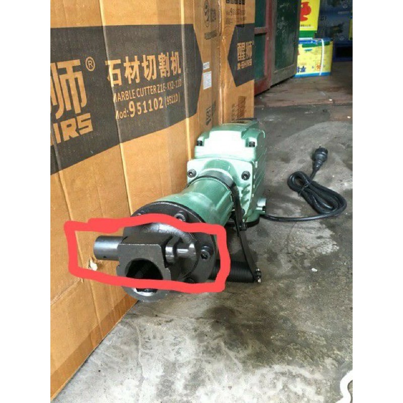 Đầu Khóa Giữ Mũi Đục  Lỗ Ốc 8mm và 10mm lắp Máy Đục Bê Tông dòng PH65 và PH95