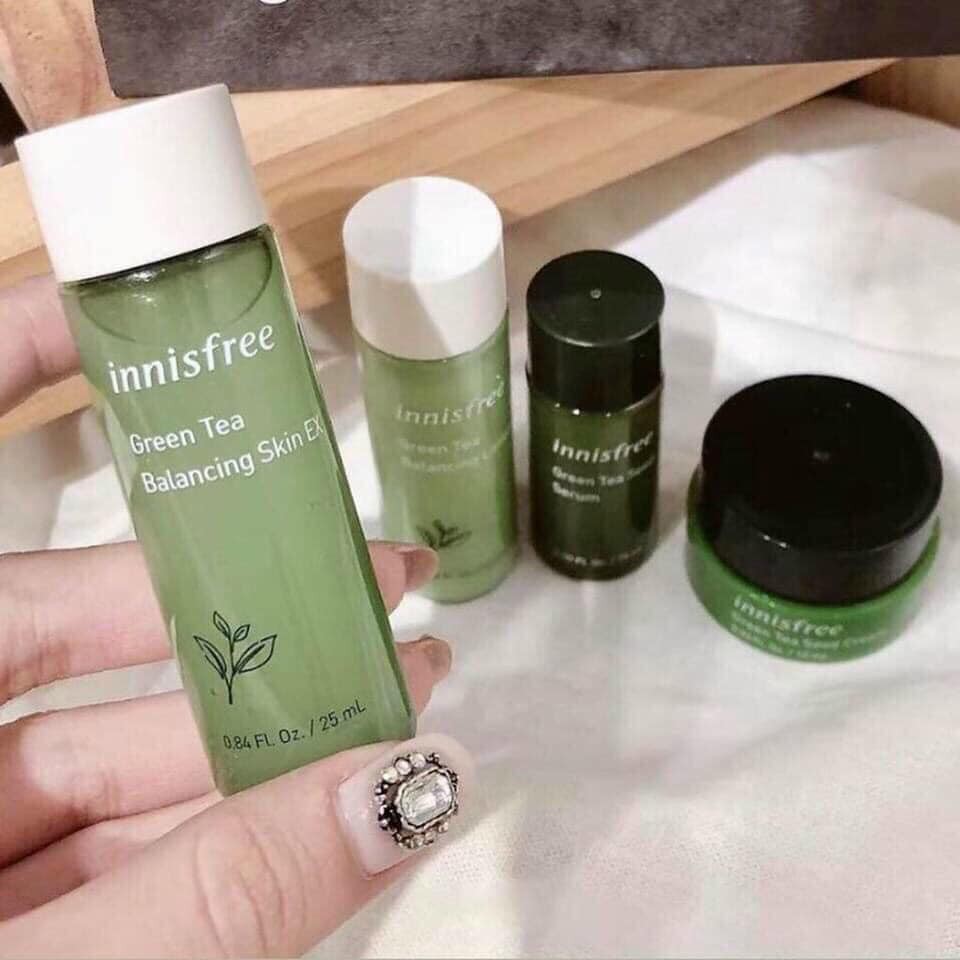 Set Kit Trà Xanh Dưỡng Ẩm Innisfree Green Tea Special Kit Ex