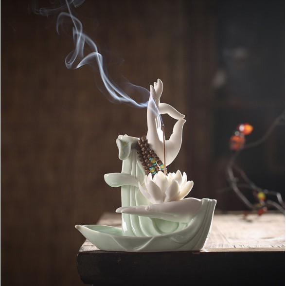 Thác khói trầm hương Tân Nguyên, thác trầm hương Phật mẫu bàn tay, làm từ gốm sứ cao cấp TK116