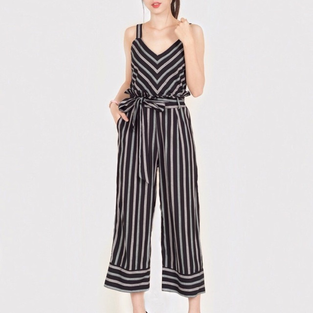 Jumpsuit xuất khẩu đai rời xếp li eo