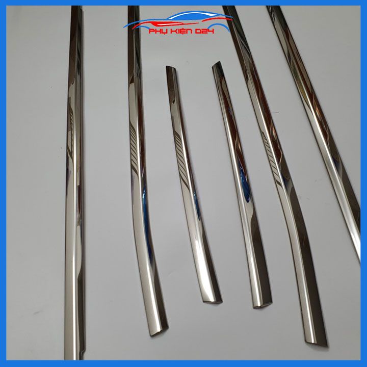 Bộ nẹp viền chân kính inox Tucson 2022-2023 Mẫu 6 Chi Tiết