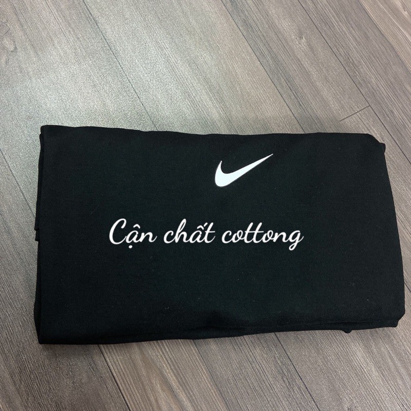 Váy suông đen trắng đơn giản | BigBuy360 - bigbuy360.vn