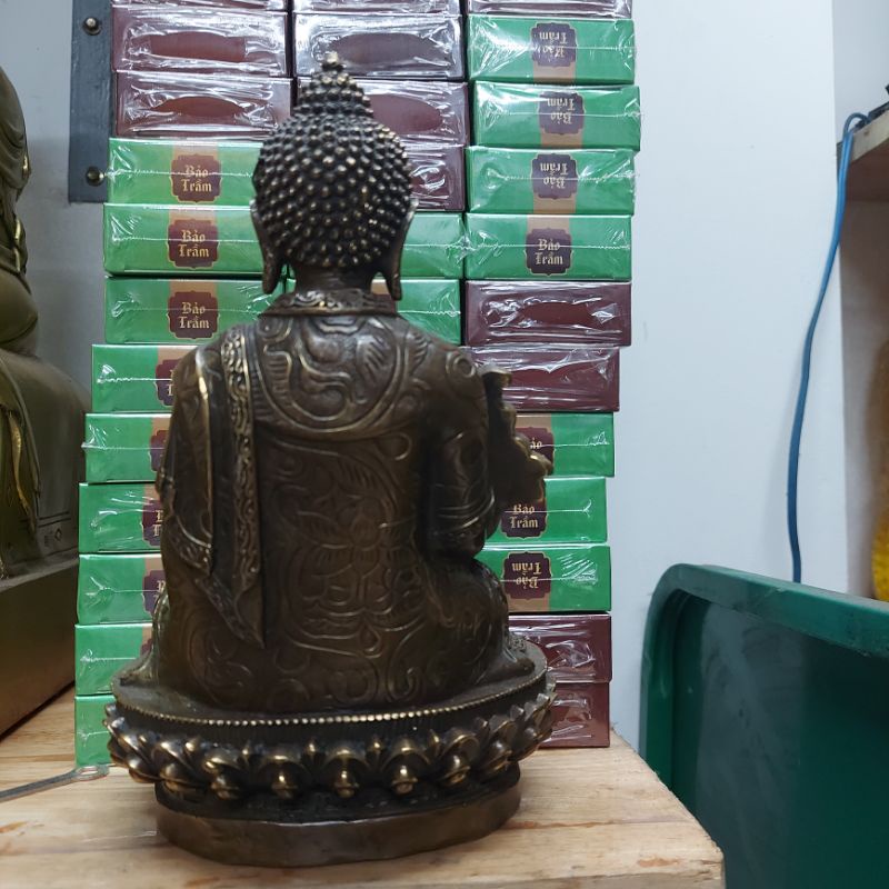 Tượng đồng Phật Dược Sư