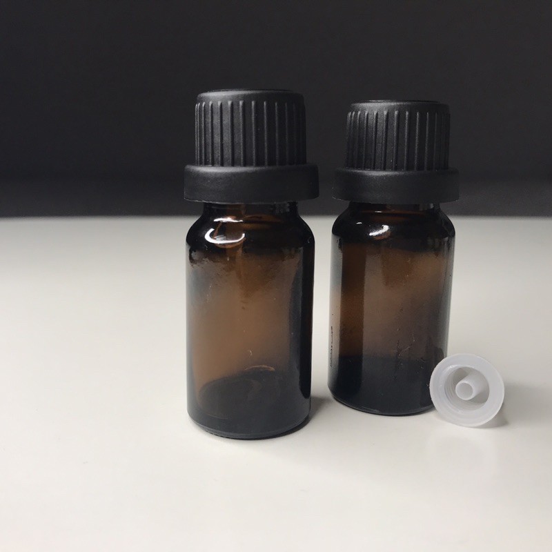 Chai thuỷ tinh đựng tinh dầu 10ML - Nắp đen, nút nhỏ giọt