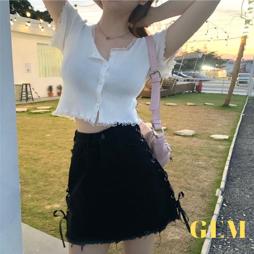 Áo croptop kiểu tay ngắn phối ren , croptop nữ cổ vuông sexy