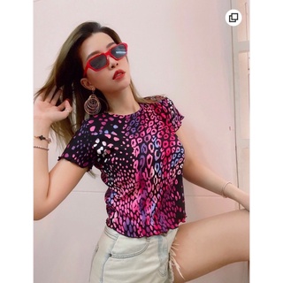 Áo croptop hoạ tiết da beo