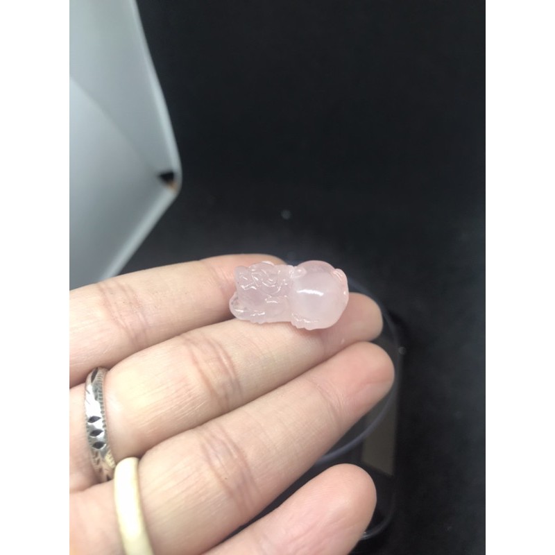 Mặt dây tỳ hưu Rose Quartz