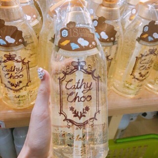 Sữa tắm cathy choo vàng 24k thái lan 750ml