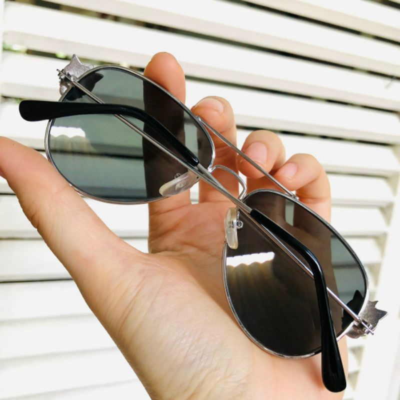 Kính em bé sunglasses