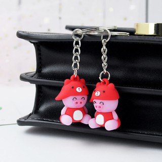 Móc khóa hình heo con đội mũ lệch đáng yêu