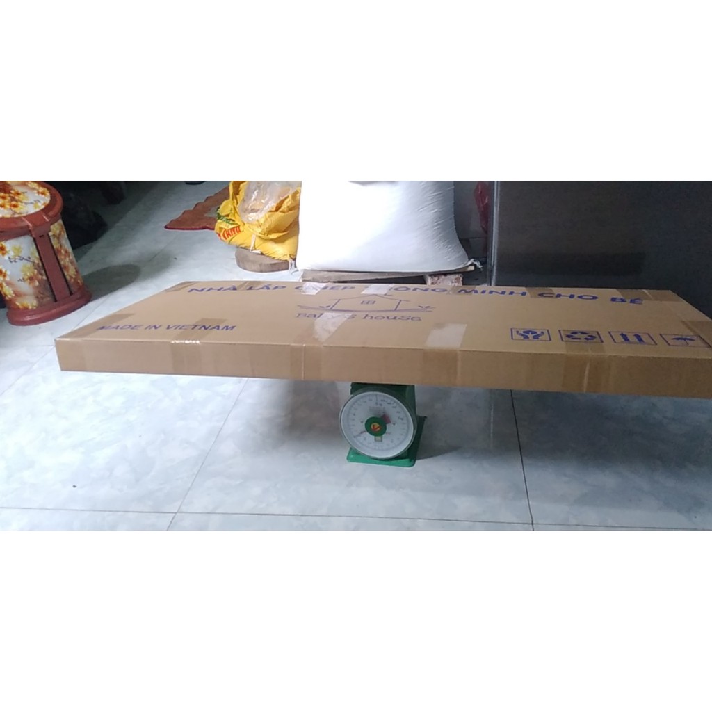 (Size lớn nhất) Ngôi nhà đồ chơi bìa carton loại 1 lắp ghép thông minh cho bé - An toàn cho sự phát triển của trẻ