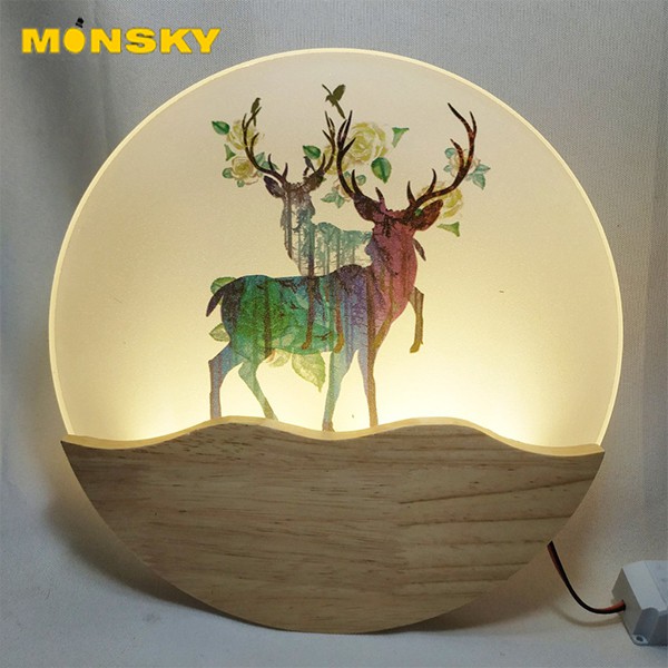 Đèn trang trí gắn tường phòng ngủ MONSKY, phòng khách LED hình nai (Hình con nai)