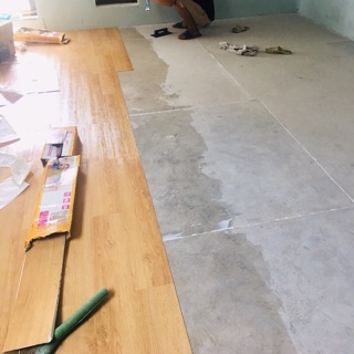 Sàn tự dán mã 06