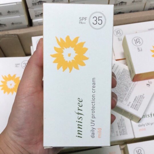 Kem Chống Nắng Innisfree Daily UV Protection Cream Mild SPF 35 PA ++