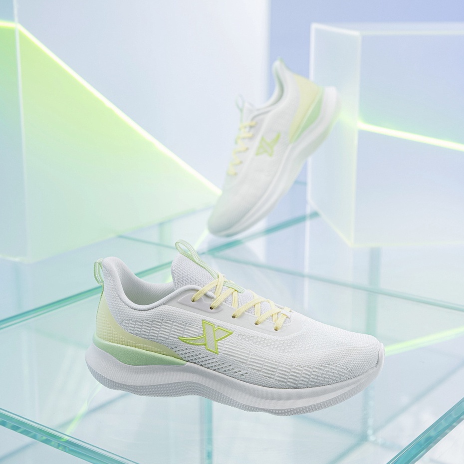 Giày Thể Thao Chạy Bộ Phối Lưới Thoáng Khí Gọn Nhẹ Chống Sốc Thời Trang 2022 Cho Nữ