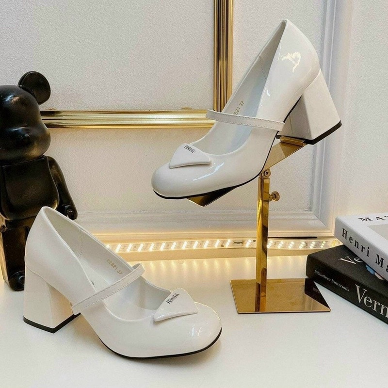 Giày cao gót bít mũi gót vuông cao 4cm mũi tròn hót