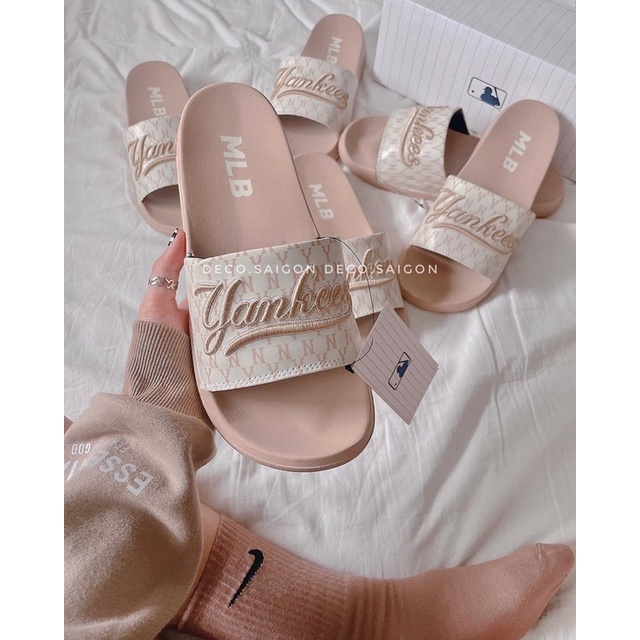 DÉP QUAI NGANG M.L.B YANKEES | TẶNG KÈM HỘP | HỖ TRỢ ĐỔI SIZE.
