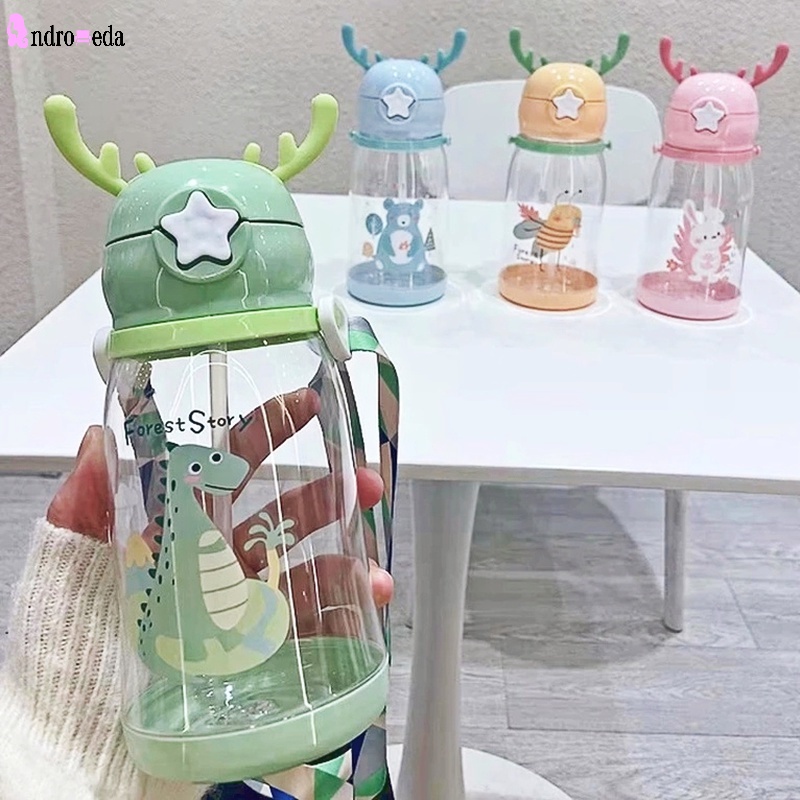 Bình Nước Dung Tích Lớn 600ML Có Ống Hút Kiểu Dáng Hoạt Hình Dễ Thương Cho Bé