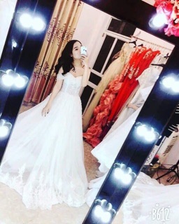 Thanh lí váy cưới