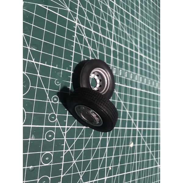 Bánh xe tải xe khách tỷ lệ 1:24