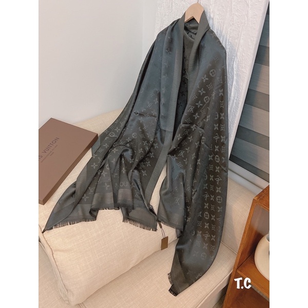 Khăn gấm nhũ L v fullbox túi giấy