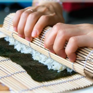 MÀNG TRE CUỘN KIMBAB SUSHI