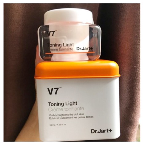 [Mẫu Mới] Kem Dưỡng Trắng Da V7 Toning Light Hàn Quốc