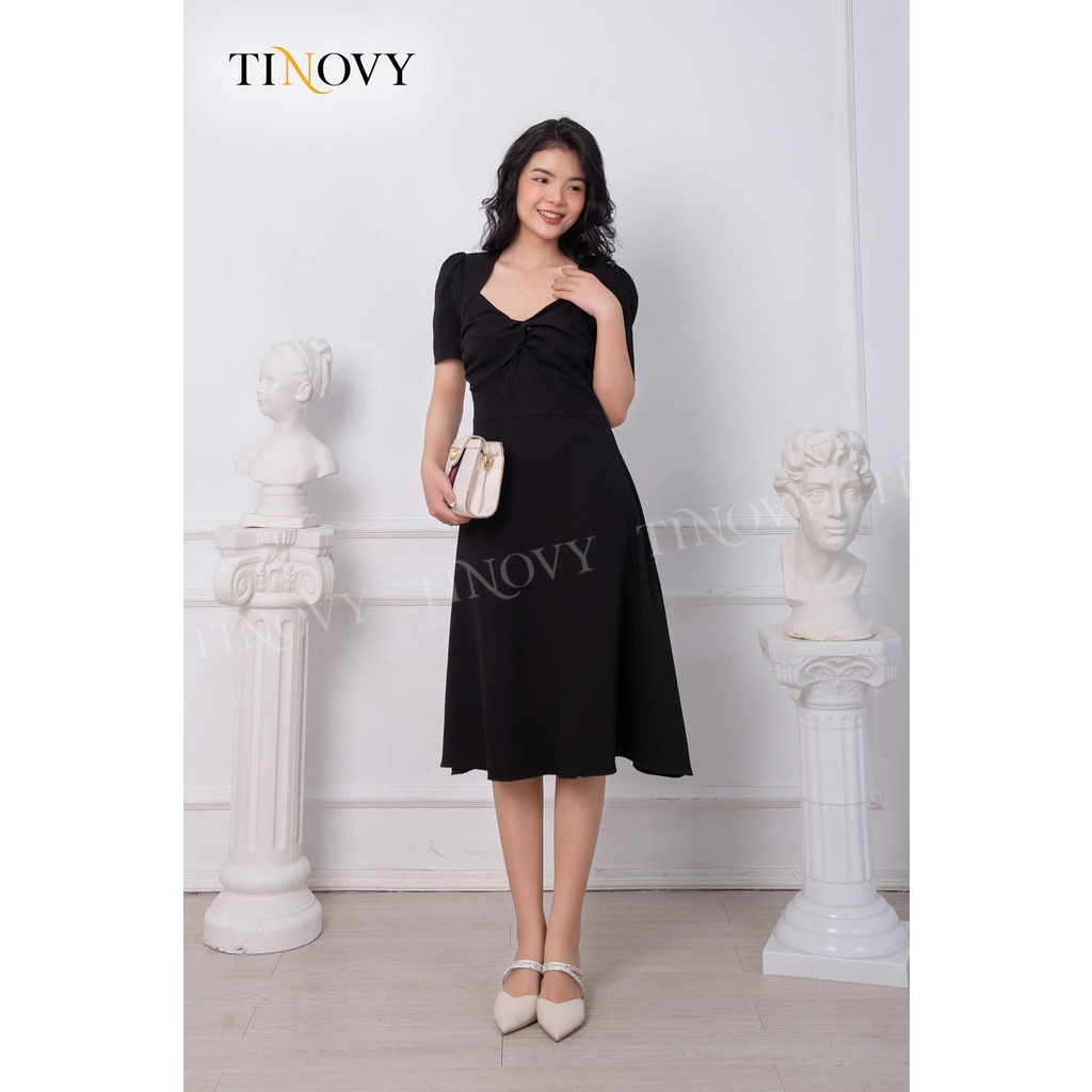 Đầm Xốp Cổ Xoắn Tay Cộc TINOVY D22611