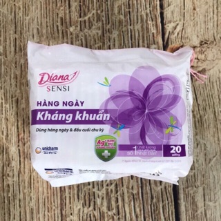 Băng vệ sinh hàng ngày Diana Sensi kháng khuẩn 20 miếng ( hàng quà tặng)