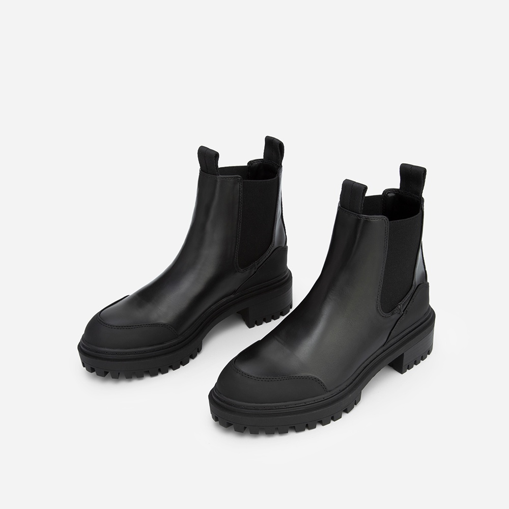 Vascara Chelsea Boots Viền Chỉ Nổi Lug-Sole BOT 0908 Màu Đen