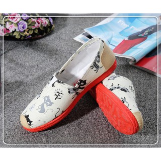Giày lười slip on cho bạn gái cute