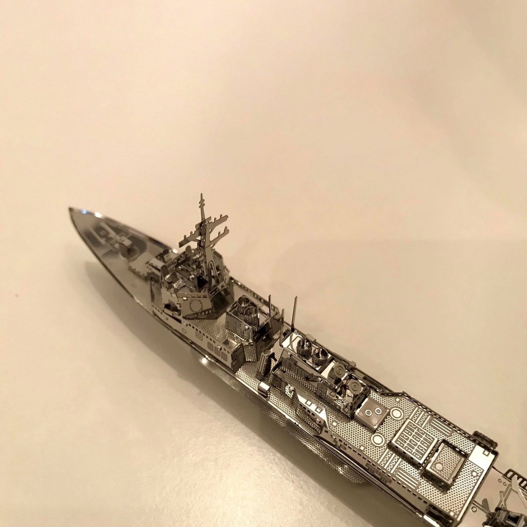 Mô Hình Kim Loại Lắp Ráp 3D Metal Mosaic Burke Class Destroyer [chưa ráp]