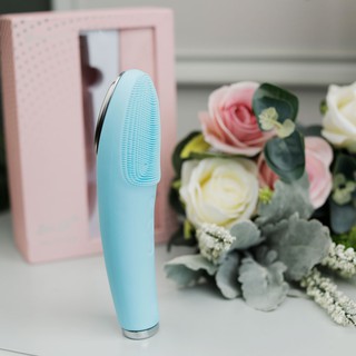 DR GLATT - MÁY CHĂM SÓC DA ĐA CHỨC NĂNG DUA FIT PRO