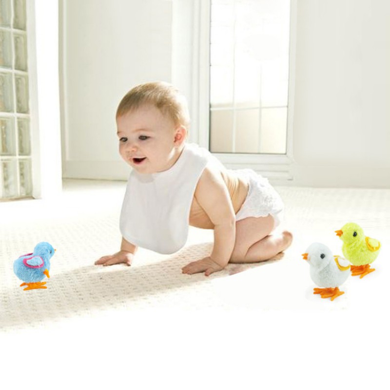 Gà con đồ chơi lên dây cót cho bé