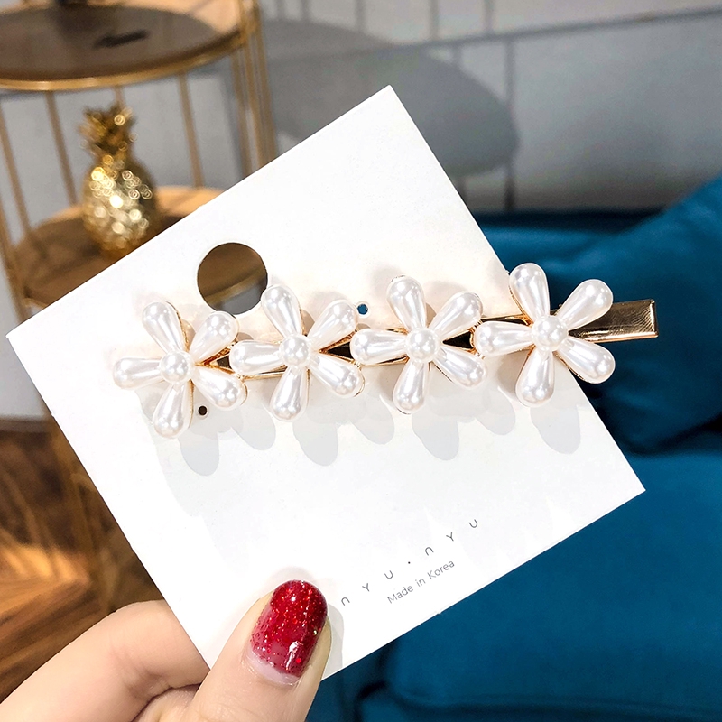 Kẹp tóc hình hoa đính ngọc trai phong cách thanh lịch thời trang