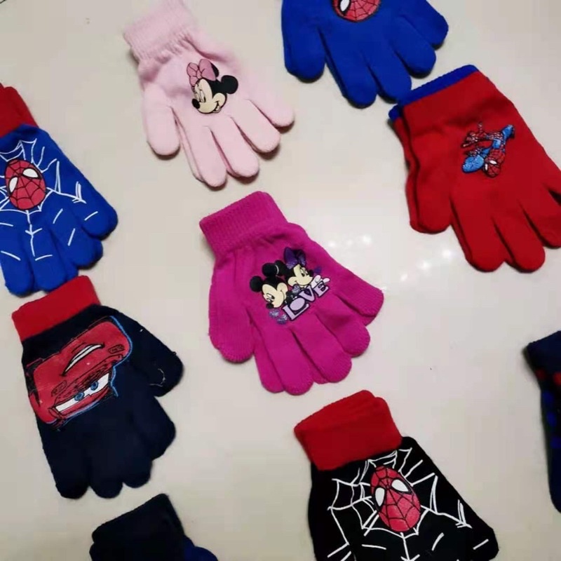 Gang tay len xuất dư 3-14 tuổi màu ngẫu nhiên theo giới tính