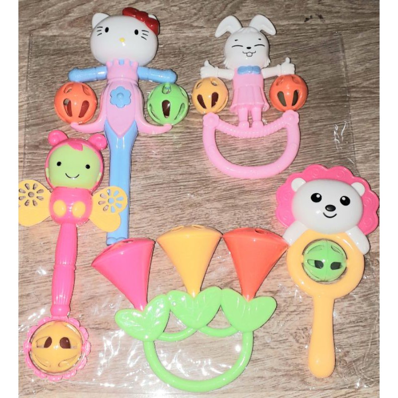 Sét 5 món lắc nhạc_lục lạc bằng nhựa cho bé