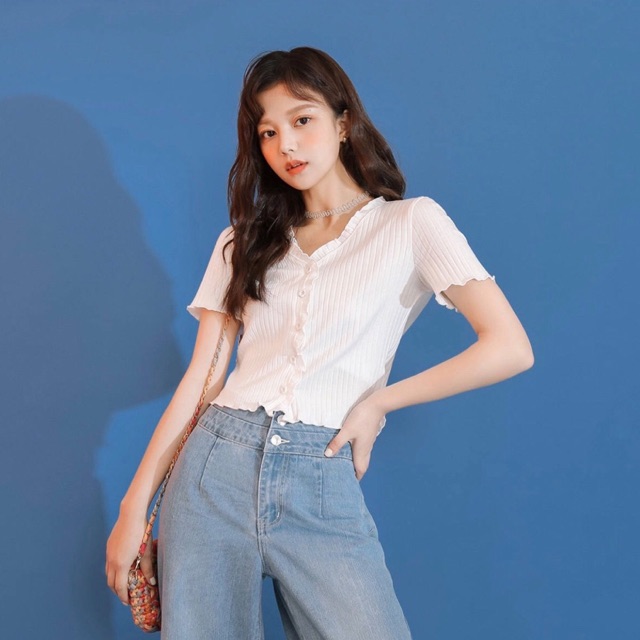 - PH - ÁO CROPTOP CUỐN BIÊN NUT NHỰA SIÊU XINH - PH -