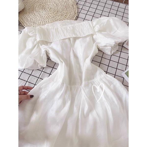 Đầm nữ trắng tay phồng khoét ngực tùng xèo cực dễ thương moon dress