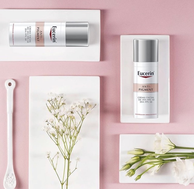 ( Bill anh UK) KEM DƯỠNG TRẮNG DA BAN NGÀY EUCERIN mẫu cũ ULTRAWHITE+ SPOTLESS mẫu mới ANTIPIGMENT DAY CREAM SPF30 50ML