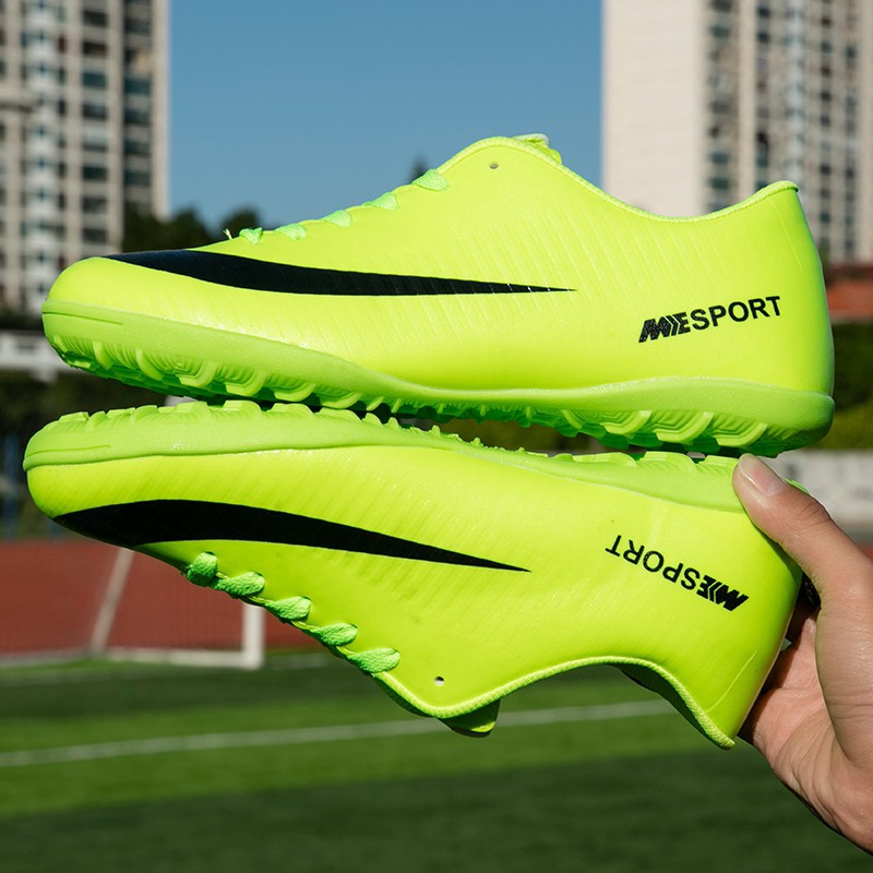 Giày dùng đá bóng sân cỏ nhân tạo siêu bền dành cho người lớn và trẻ em