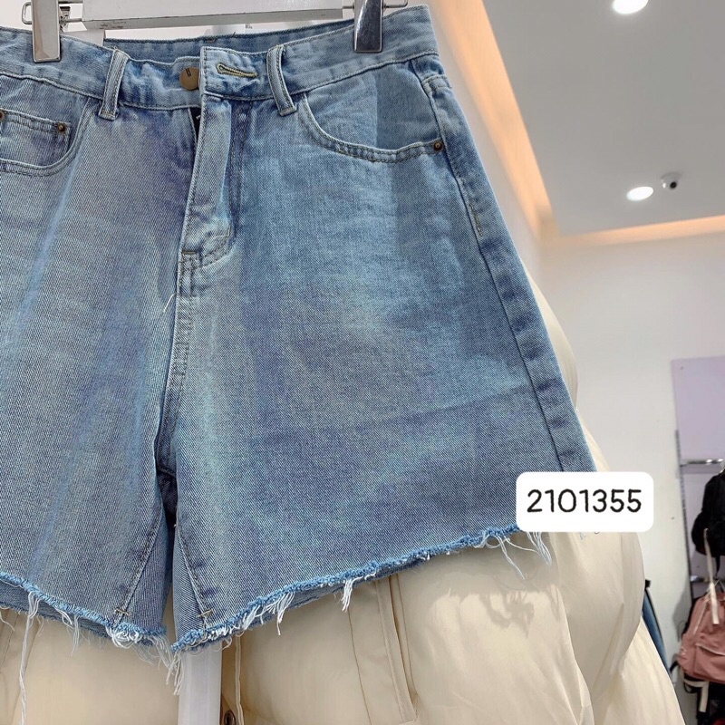 Quần sooc bò dáng lửng ( Ảnh thật shop chụp)