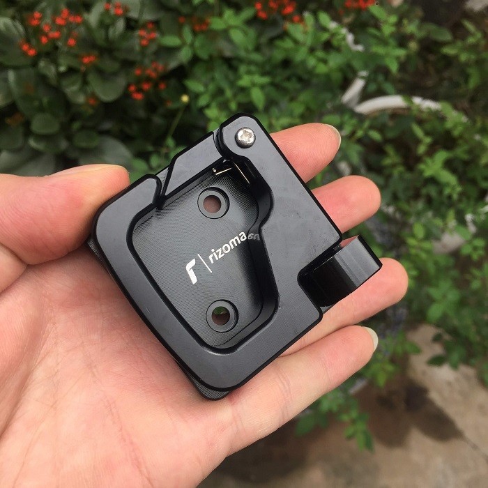 Móc treo đồ bằng nhôm CNC cho SH, Lead, Sh Mode - hàng đẹp & cao cấp