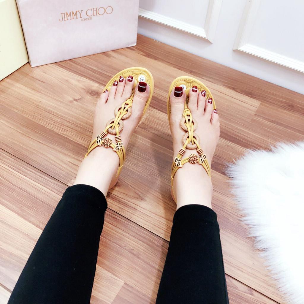 Giày sandal quai kẹp vòng khoá siêu xinh