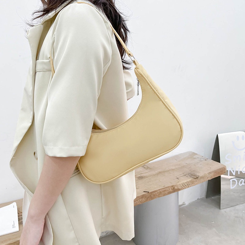 Túi đeo vai mini bằng nylon họa tiết Hobo dễ thương cho nữ
