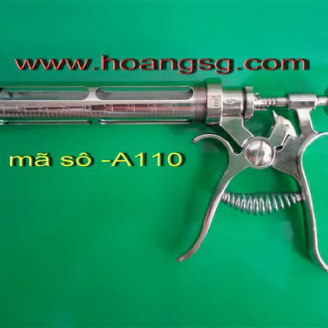 Bơm tiêm tự động loại 50ml giá 550k.