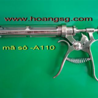 Bơm tiêm tự động loại 50ml giá 550k.